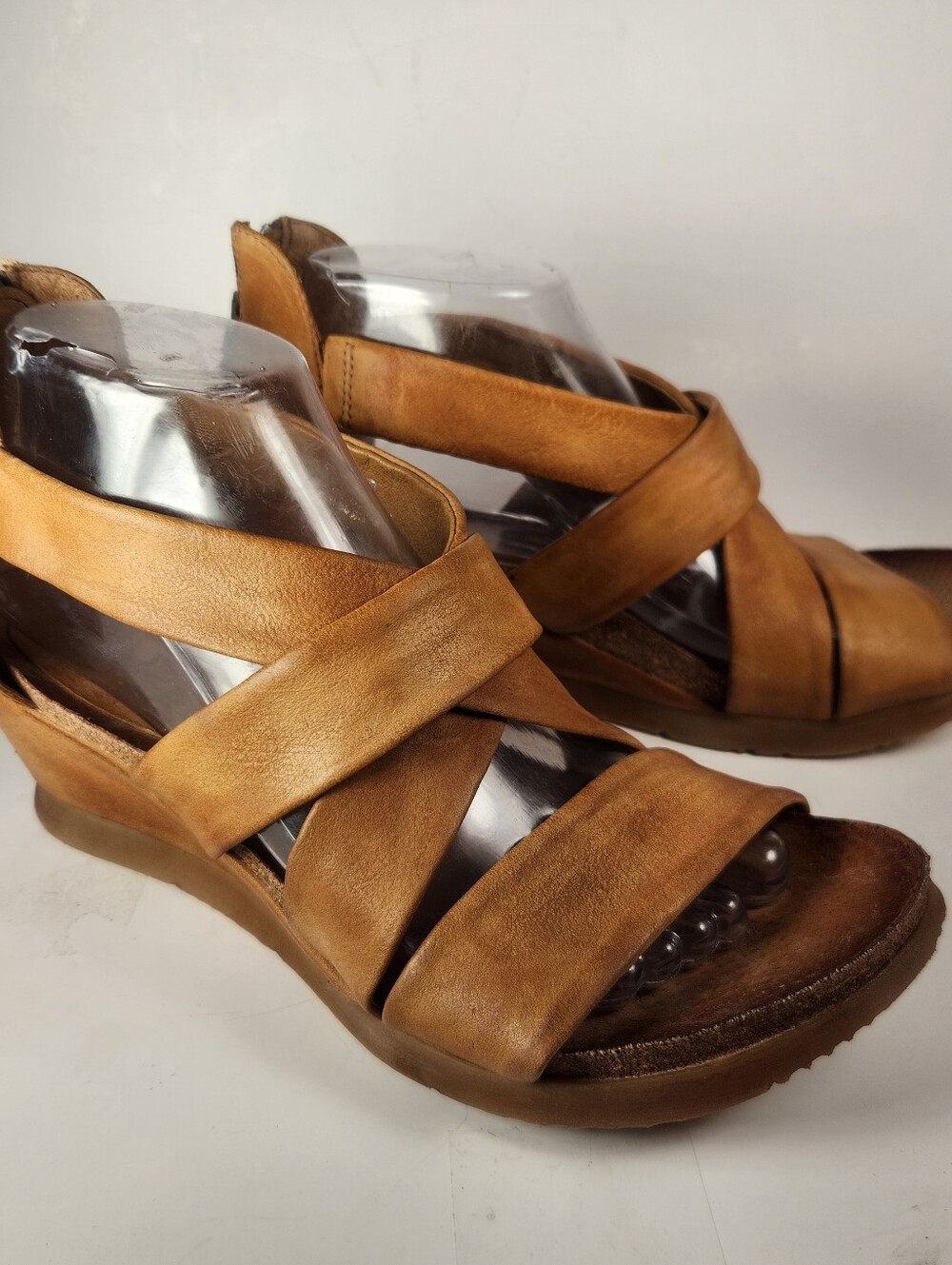 MIZ MOOZ Women's Mika Cross Strap Sandal 8 EU 39 Tan Wedge Leather Zipper Shoe